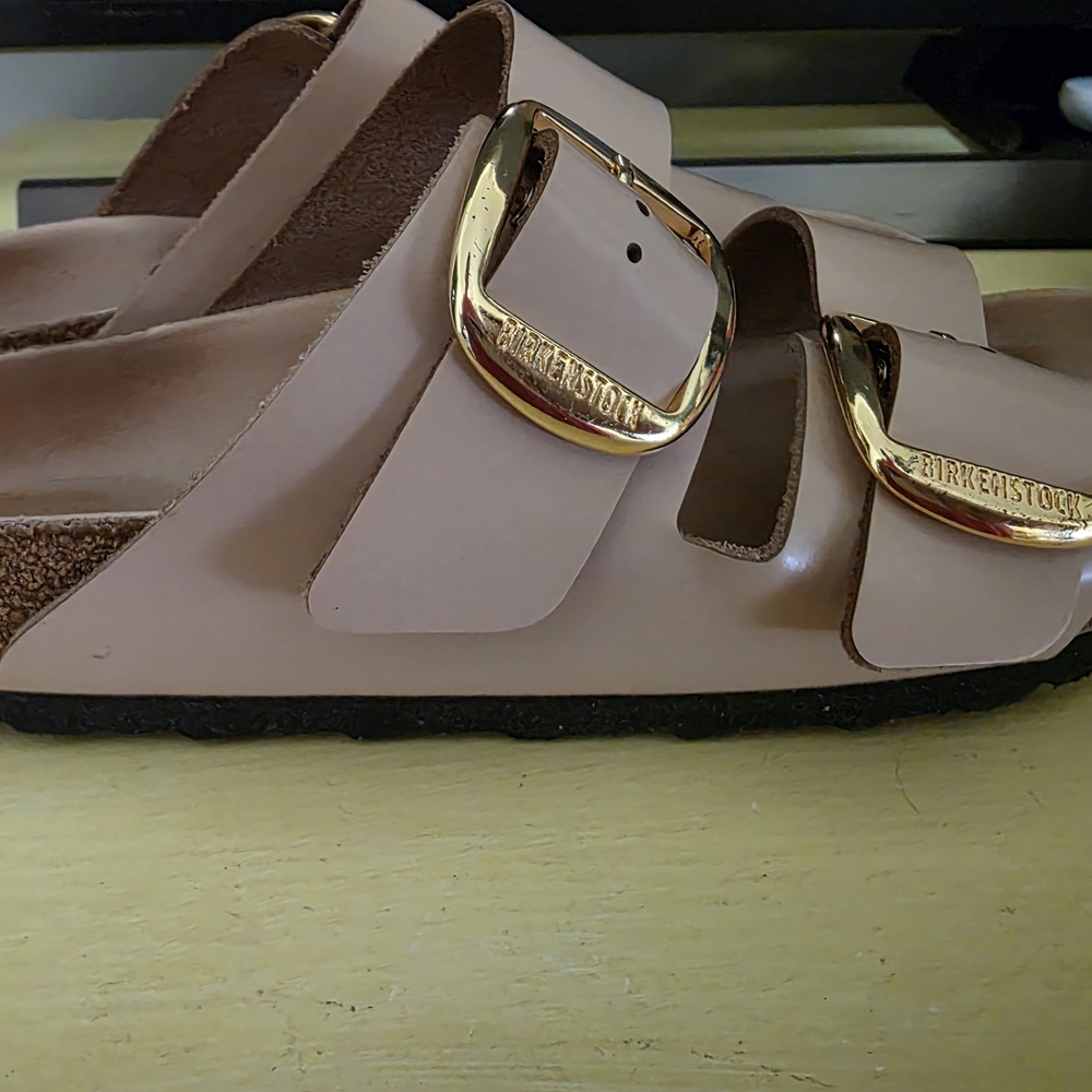 Birkenstock Beige Sandals with Gold Buckles - Picture 4 of 7